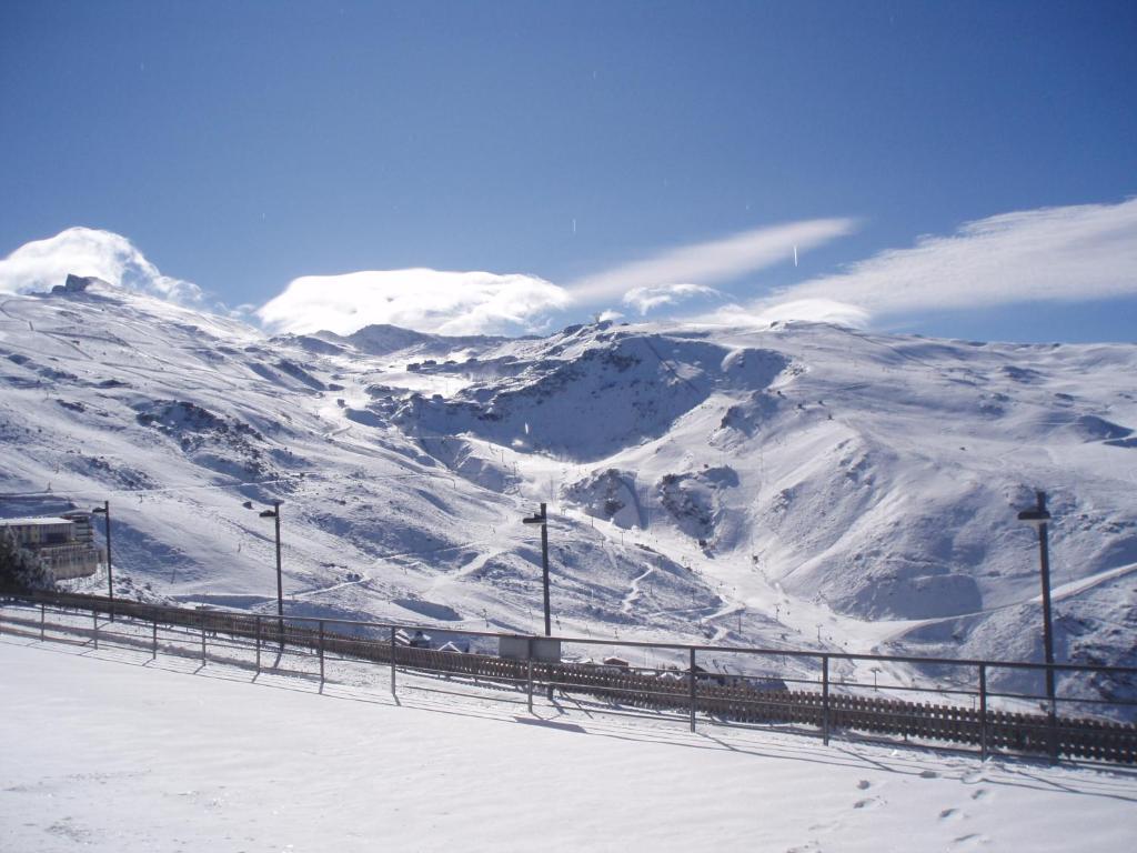 Hotel Montesol Arttyco Sierra Nevada Dış mekan fotoğraf